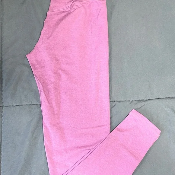 P'tula Bare Pro 26” Leggings in Lavender - Picture 2 of 4